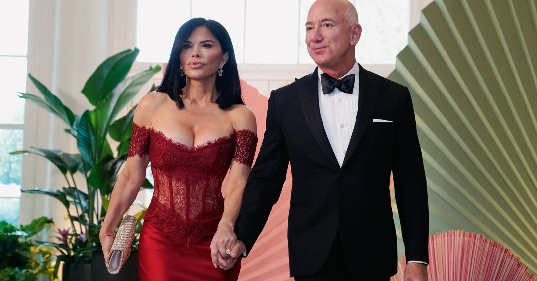 Mulher de Jeff Bezos quebra protocolo em festa na Casa Branca
