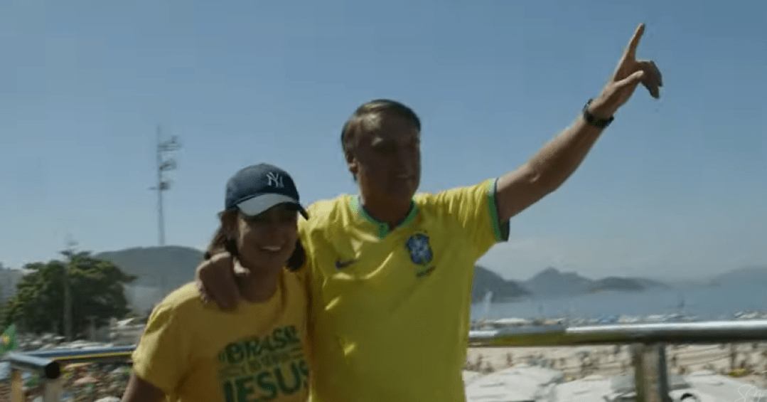 Bolsonaro pede aplausos a Musk e ataca governo Lula em ato no Rio