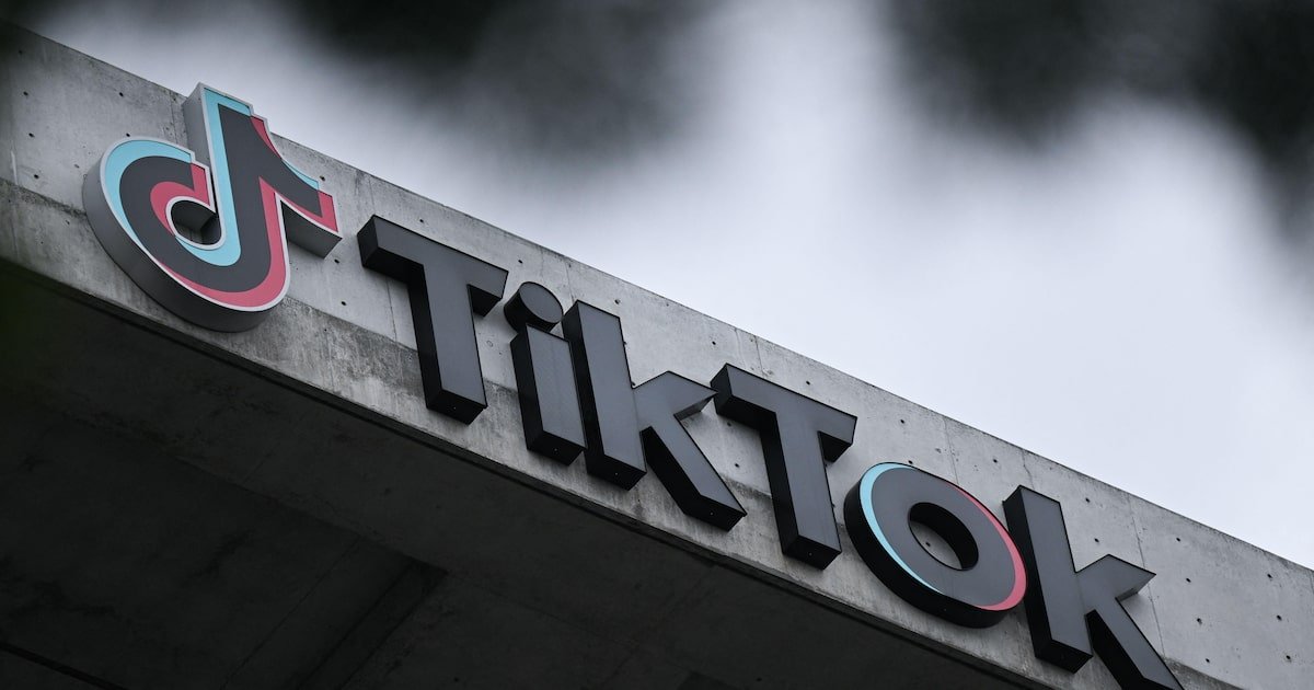 Câmara dos Estados Unidos aprova lei para banir TikTok se plataforma não cortar laços com a China