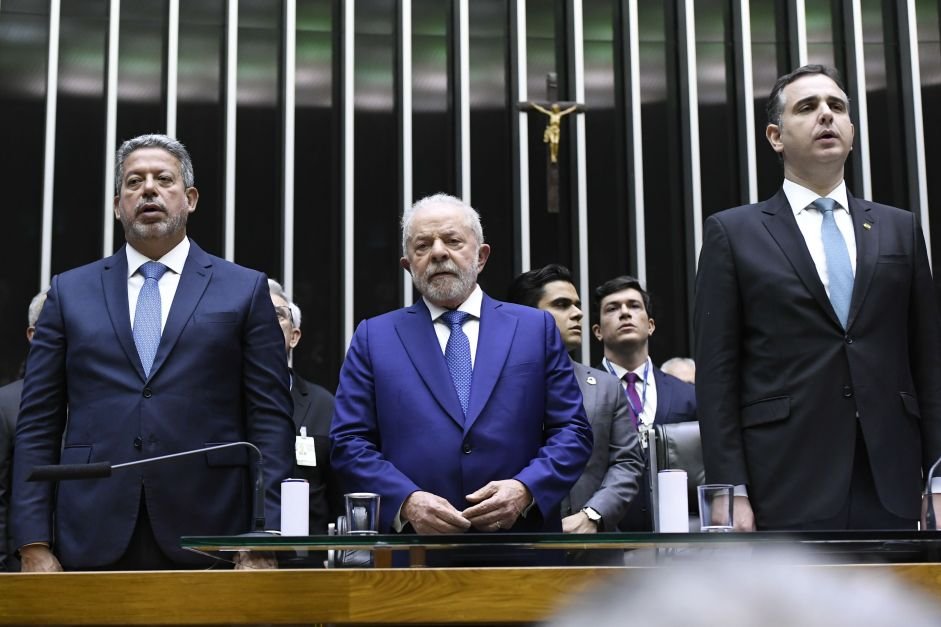 Lula quer encontro com Lira e Pacheco antes de sessão do Congresso