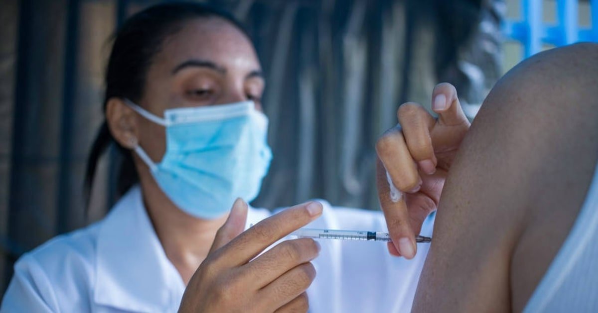 Vacina da dengue: governo amplia faixa etária que pode tomar doses perto de vencer; veja o que muda